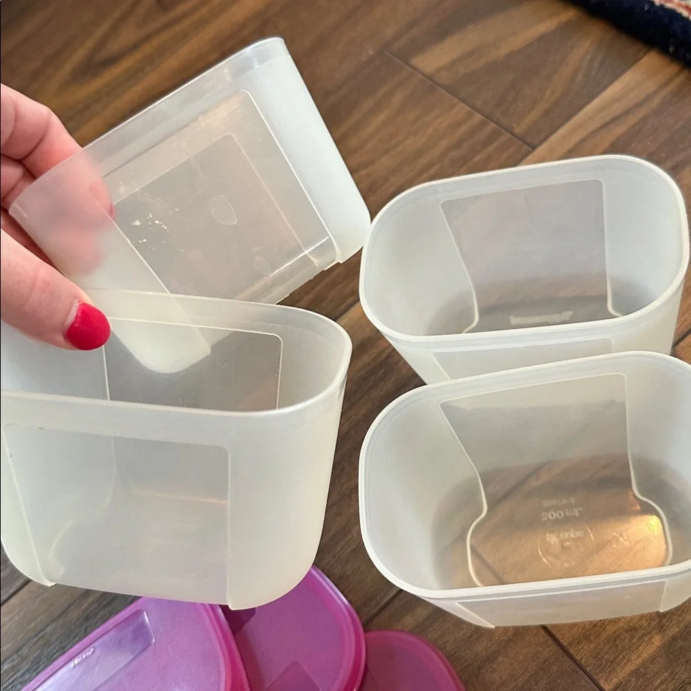 Tupperware Freezer Mate Set of 4 little plastic containers - 1 1/4 cups / 300 mL
